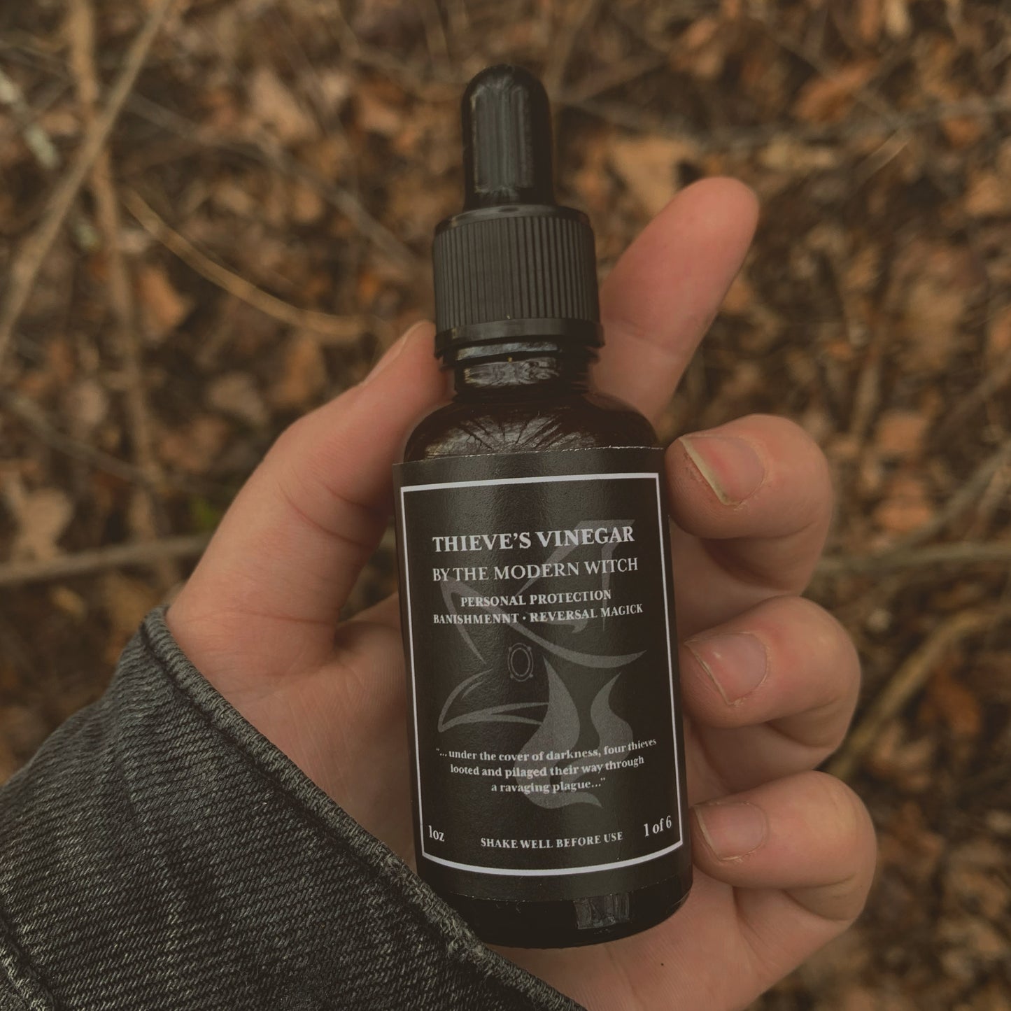 Thieves Vinegar | Banishing, Personal Protection + Reversal Magick